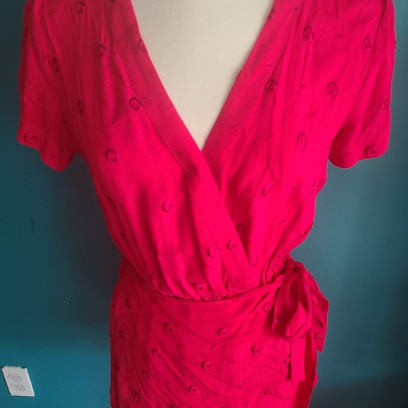 Ett:Twa Anthropologie hot pink polka dot embroidered romper v neck skort - Picture 3 of 7